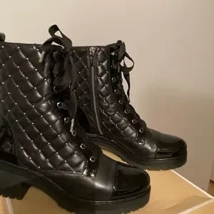 Michael kors tilda hotsell quilted combat boots
